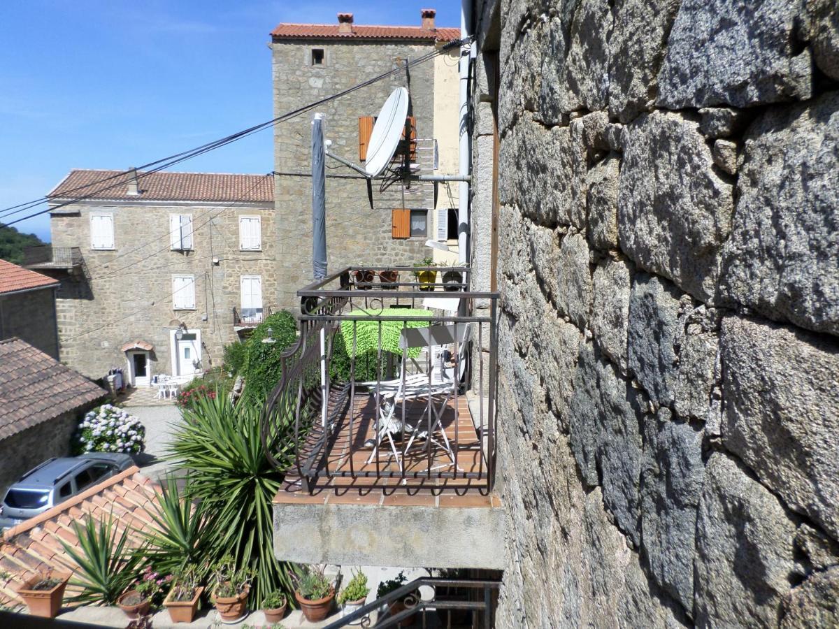 Appartement De Charme Entre Mer Et Montagne Sollacaro Esterno foto
